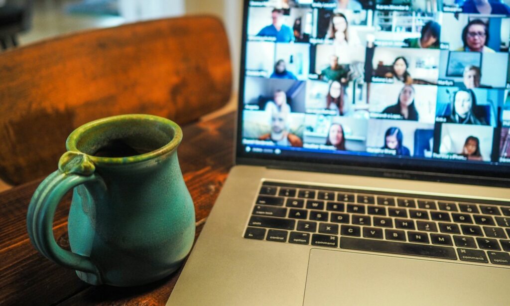 Tidak Ada Skripsi hingga Jarang Ketemu Dosen, Hal-hal yang Lumrah di Universitas Terbuka, tapi Nggak Wajar di Kampus Lain Mojok.co