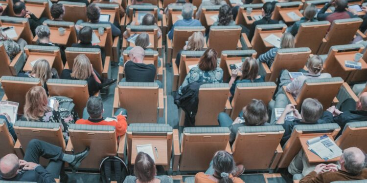 Lamongan Punya Unisla yang “Keanehannya” Sulit Disaingi Kampus-kampus Lain Mojok.co