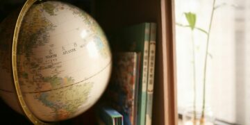 Sisi Gelap Jadi Penerima Beasiswa Luar Negeri Mojok.co