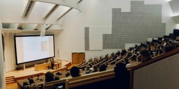 Kuliah S2 Beda dengan S1, Mahasiswa Jangan Kebanyakan Caper, Sudah Bukan Umur dan Tempatnya