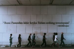Derita Menikah dengan Orang Bandung: Tidak Pernah Merasakan Drama Mudik hingga Selalu Diejek