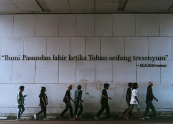 Jangan Tanya Rekomendasi Tempat Wisata ke Orang Bandung karena Orang Bandung Asli Biasanya Nggak Tahu