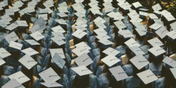 5 Kampus Bahasa Asing Terbaik di Indonesia yang Bisa Jadi Pilihan Lanjut Studi