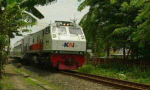 KA Kahuripan Adalah Kereta Murahan, yang Sekarang Menjadi Anak Tiri PT KAI: Gerbong Tua, AC Mati, Kursi Menyiksa