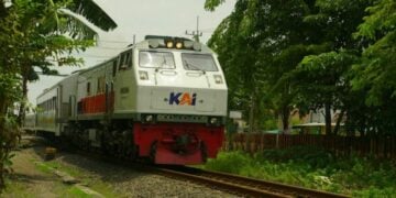 KA Kahuripan, Kereta Murahan yang Jadi Anak Tiri PT KAI (Unsplash)