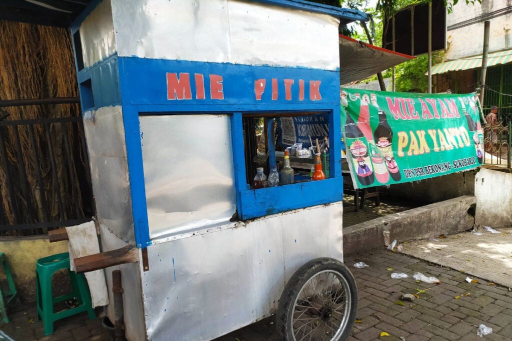 Orang Paling Bodoh Itu yang Nggak Suka Saos Mie Ayam (Wikimedia Commons)