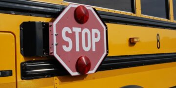 Sebagai Warga Lamongan, Harus Saya Akui kalau Terminal Paciran Adalah Terminal Teraneh Sejagat Raya