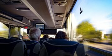 Pengalaman Naik Bus AC70A Rute Cileungsi-Tanah Abang: Jalannya Lambat, tapi Lebih Nyaman Dibanding Transjakarta