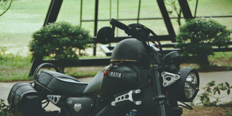 Yamaha XSR 155 Nakal dan Menguji Kesetiaan kepada Honda (Unsplash)