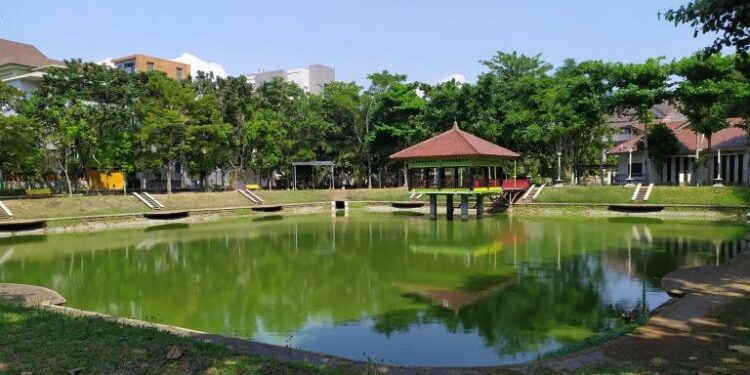 Kampus bak Kebun Binatang hingga “Jalur Gaza”, Hal-hal seputar UNNES Semarang yang Nggak Lumrah di Kampus Lain Mojok.co