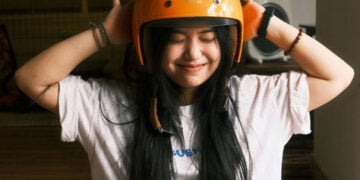 11 Potret Menyedihkan Menjadi Driver Ojol Perempuan (Unsplash)