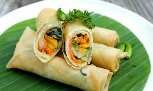 Warlok Membocorkan 6 Ciri Penjual Lumpia Semarang yang Rasanya Pasti Enak