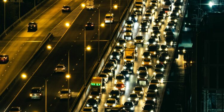 Pengalaman Sehari-hari Lewat Tol Jakarta-Tangerang yang Bikin Tua di Jalan Mojok.co