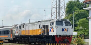 Kereta Api Madiun Jaya, Andalan Baru Saya Perjalanan Madiun-Jakarta Mojok.co