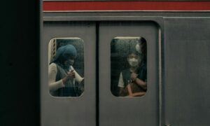 Bepergian Solo-Jogja Lebih Nyaman Naik Motor daripada KRL yang Penuh Sesak