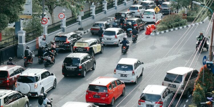 3 Hal yang Orang-orang Jarang Katakan Soal Berkendara di Jogja Mojok