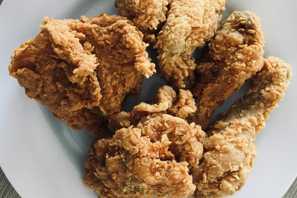 Mempertanyakan Orang-orang yang Nggak Suka Dada Ayam padahal Bagian Ayam Ini Paling Worth It