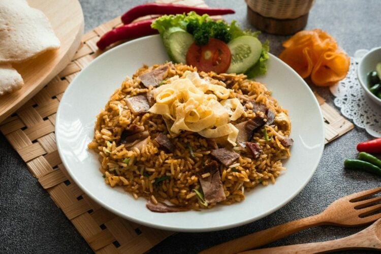 Nasi Goreng Dikasih Jeruk Nipis, Resep Rahasia Orang Sulawesi yang Bikin Orang Luar Geleng-geleng