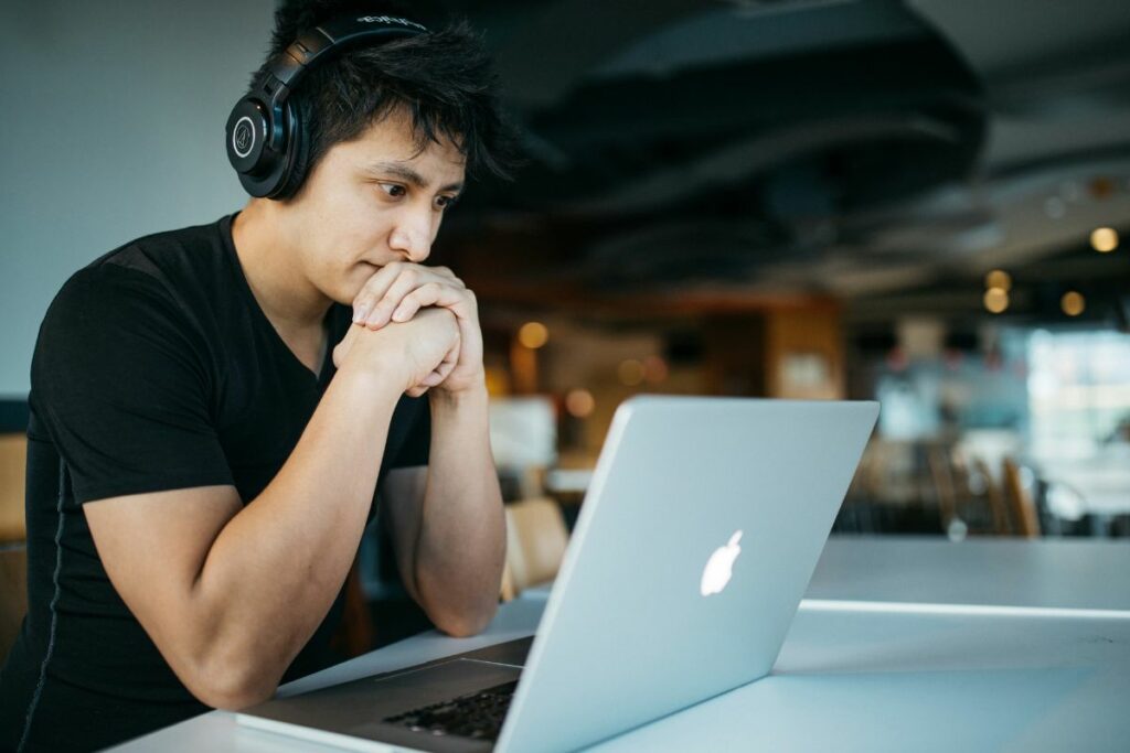 Jangan Lakukan 4 Hal Ini Saat Kuliah S2, Sudah Bukan Waktunya Lagi