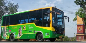 Trans Jatim Koridor 7, Seburuk-buruknya Transportasi Publik. Masih Perlu Banyak Belajar dan Berbenah
