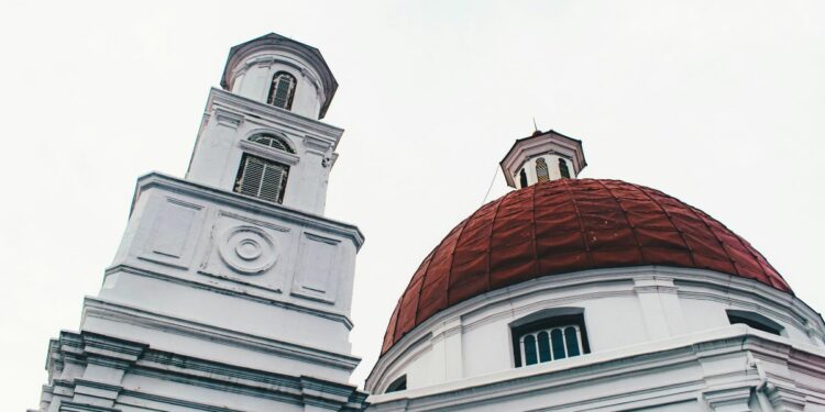 5 Hal yang Lumrah di Semarang tapi Sulit Dijumpai di Surabaya