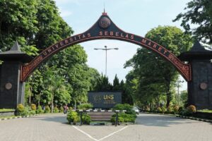 Sisi Gelap Kuliah di UNS, Kampus Negeri Terbaik di Solo tapi Fasilitasnya Bikin Mahasiswa Ngelus Dada