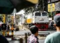 3 Hal Tidak Menyenangkan yang Saya Jumpai di Perlintasan Kereta Pasar Nongko Solo