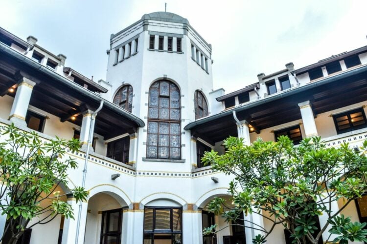 Jogja Bikin Betah, Mau Sukses Kerja ke Semarang (Unsplash)