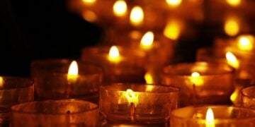 Tragedi Kanjuruhan Cuma Jadi Album Foto Berdebu yang Terlupakan dan Tak Akan Pernah Diselesaikan