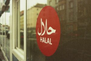 Kalau Hanya No Pork No Lard, Plis Jangan Ngaku-ngaku Halal!