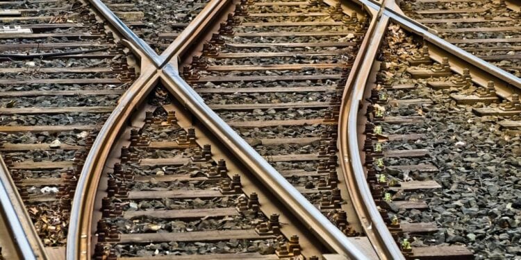 Perjalanan Sragen-Madiun Lebih Nyaman Menggunakan KA Bias daripada Bus yang Bikin Jantung Nggak Aman!