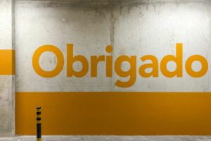 Apa Urgensi Belajar Bahasa Portugis? Ketemu Bahasa Inggris Aja Masih Nangis!
