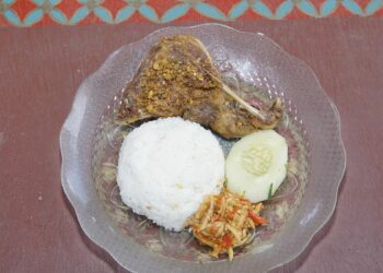 5 Tanda Warung Bebek Madura yang Sudah Pasti Enak: Makin Sederhana, Makin Enak!