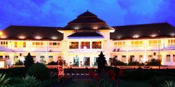 Sebagai Orang Surabaya, Saya Lebih Memilih Study Tour ke Malang ketimbang Jogja Mojok.co