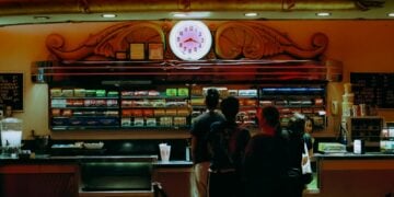 Nggak Cuma Popcorn, Ini 5 Menu Bioskop XXI Paling Enak yang Cocok untuk Teman Nonton Mojok.co