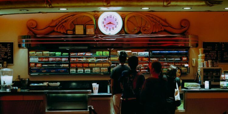 Nggak Cuma Popcorn, Ini 5 Menu Bioskop XXI Paling Enak yang Cocok untuk Teman Nonton Mojok.co