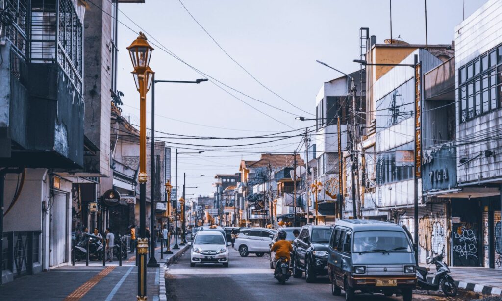 5 Alasan Orang Kabupaten Bogor Malas Bepergian ke Ibu Kotanya, Cibinong, dam Lebih Memilih ke Kota Bogor Mojok.co