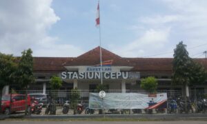 Satu Dekade Merantau, Transportasi Umum di Blora Masih Gaib dan Jalanannya Bikin Cepat Menghadap Tuhan