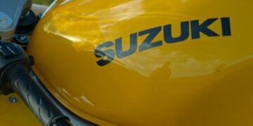 Suzuki Satria Pro Punya Fitur Keren di Balik Bodi yang Tampak Payah Mojok.co