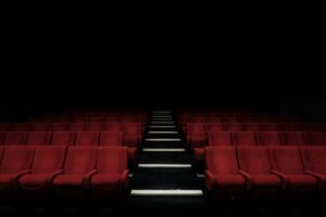 Nonton Film Horor di Mall “Mati”: Pengalaman Unik di Mall Hermes Place Polonia Medan