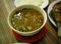 Sop Saudara, Kuliner Makassar yang Namanya Bikin Salah Paham tapi Rasanya Bikin Ketagihan