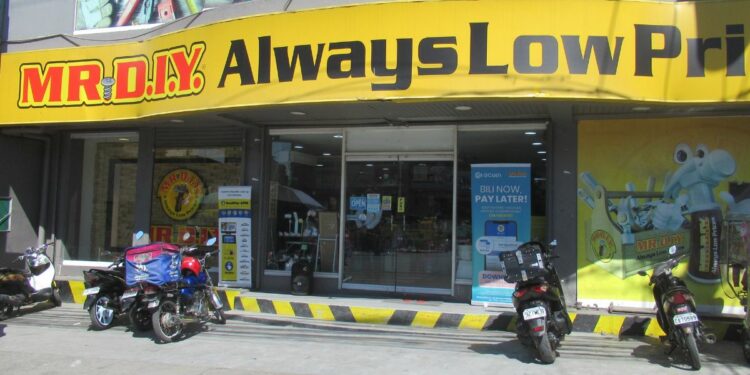 Dear MR DIY, Percuma "Ini Ada Itu Ada" kalau Kursi Tunggu Saja Nggak Punya