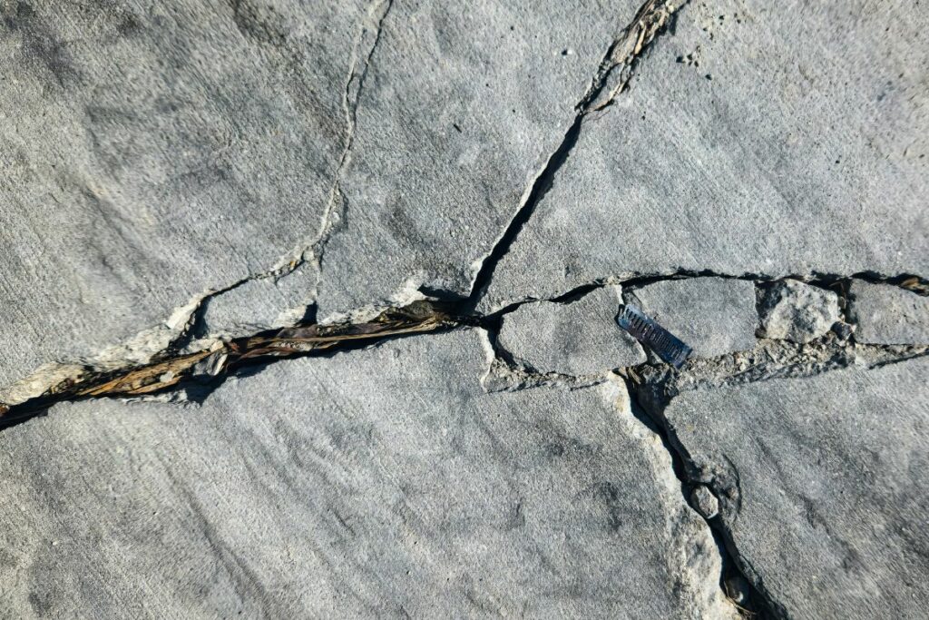 Jalan Daendels Pansela Tidak Kalah Hancur dari Pantura, Tak Layak Dilewati padahal Menyimpan Potensi