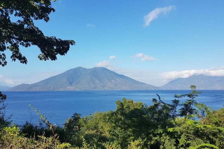 Alor, Destinasi Wisata yang Tak Bising dan Bikin Pusing, Cocok untuk Menghabiskan Akhir Tahun Kalian dengan Tenang
