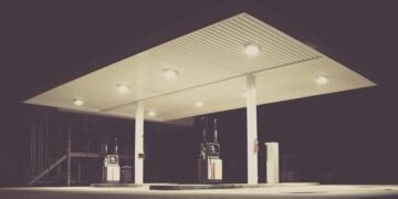 Peristiwa Motor Brebet karena Bensin Plat Merah: Rakyat yang Kena Musibah, Rakyat Juga yang Diminta Repot Mencari Solusi