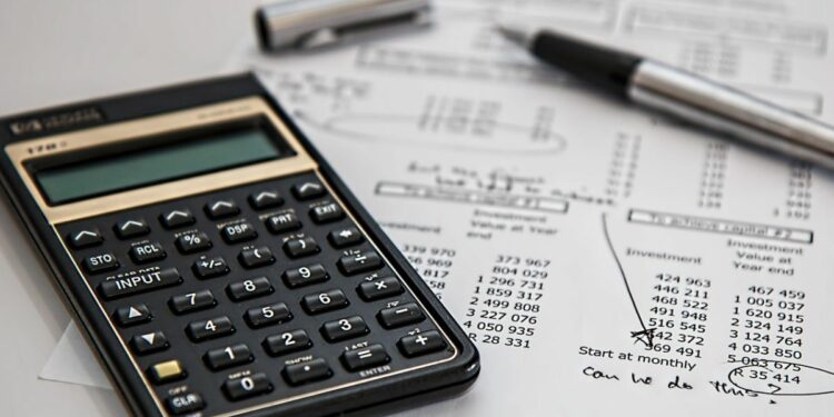 Perempuan Menikah dan Pajak: Hakmu, Bukan Sekadar Kolom “Ikut Suami”