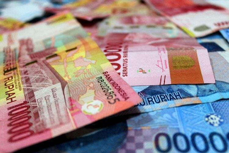 QRIS Memang Memudahkan, tapi Pembayaran Tunai Tetap Sah dan Tidak Boleh Ditolak!