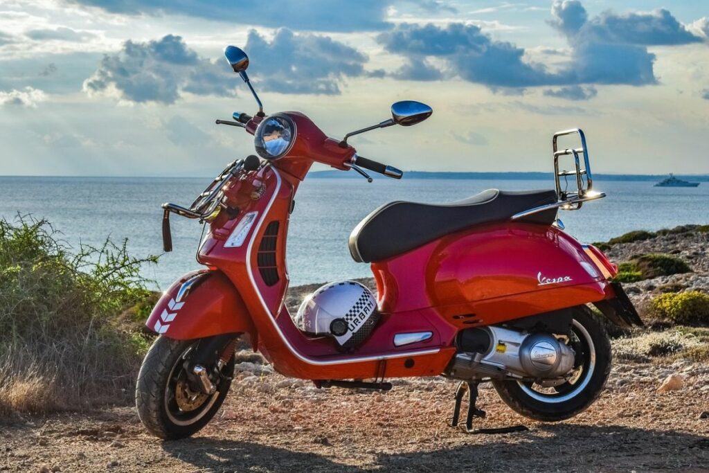 Beli Motor Baru di Desa Tak Pernah Jadi Hal yang Sederhana, Pakai Mandi Air Kembang dan Kudu Siap Jadi Berita!