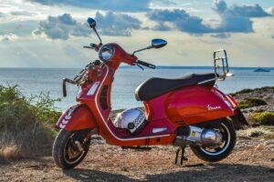 Beli Motor Baru di Desa Tak Pernah Jadi Hal yang Sederhana, Pakai Mandi Air Kembang dan Kudu Siap Jadi Berita!