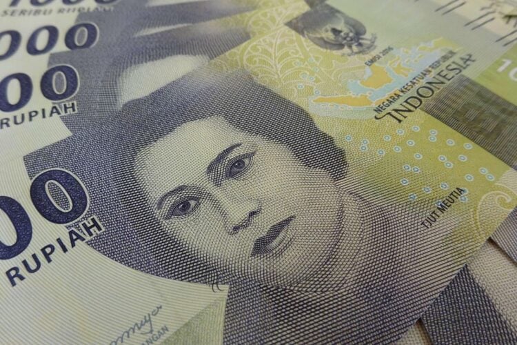 Saya Setuju Jika Tidak Boleh Menolak Pembayaran Uang Tunai, tapi Pembeli juga Harus Memperhatikan Hal Ini!